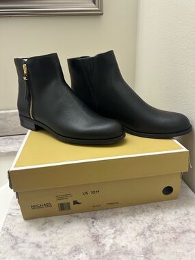 MICHAEL Michael Kors Black Britt Flat Bootie